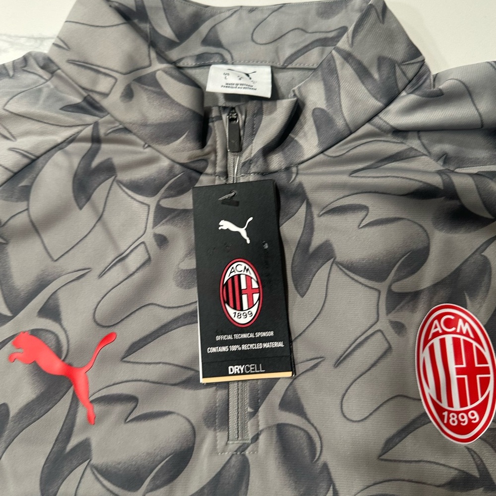 AC Milan PUMA Soccer / Football Men’s 1/4 Zip Long Sleeve (Large) Retail For $75 - Picture 6 of 14